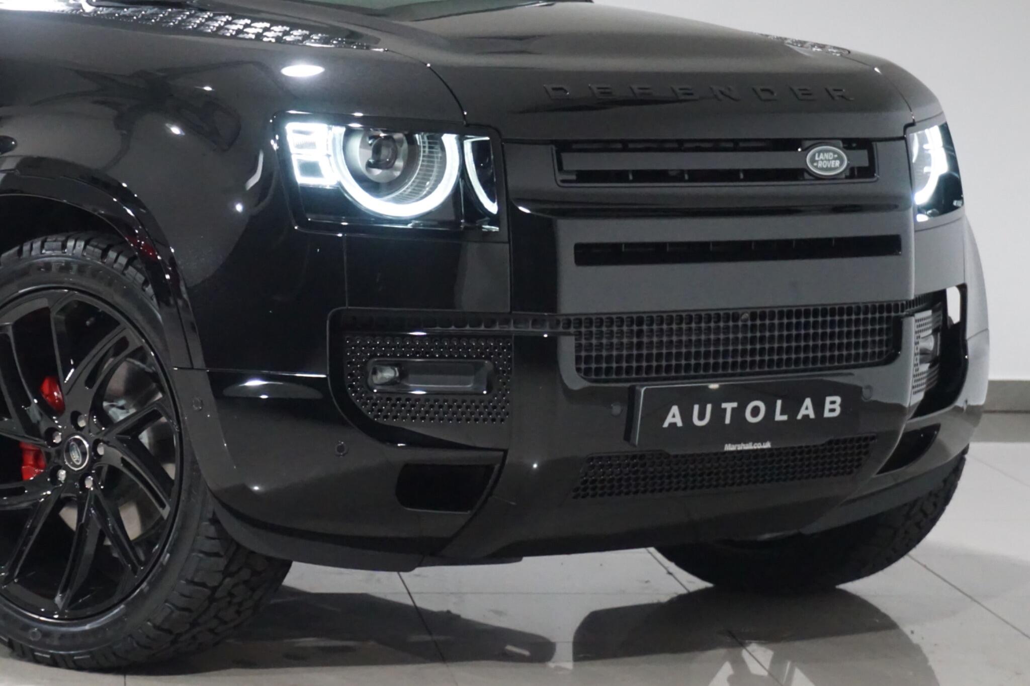Land Rover Defender 110 3.0 D300 MHEV X-Dynamic HSE Auto 4WD Euro 6 (s/s) 5dr